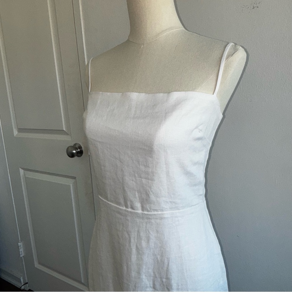 REFORMATION NWOT Frankie White Linen Dress - tailored for a PETITE girlie! - Picture 6 of 7